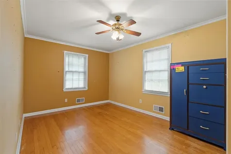 2501 Mohawk Drive Bowling Green KY 42104