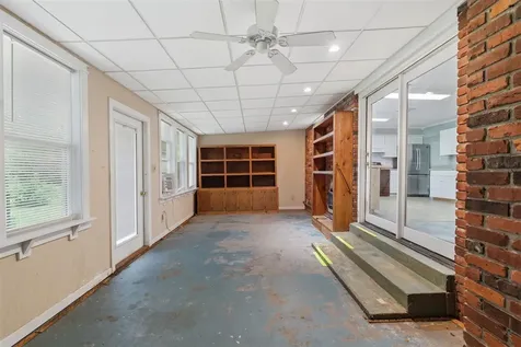 2501 Mohawk Drive Bowling Green KY 42104