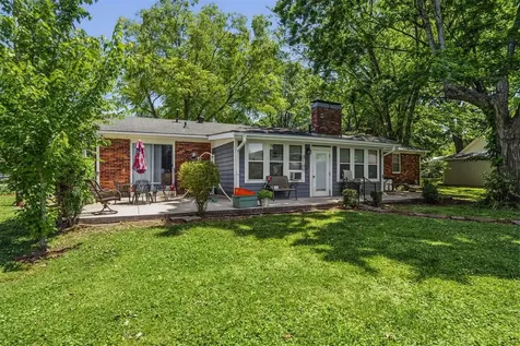 2501 Mohawk Drive Bowling Green KY 42104