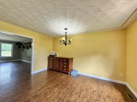 10798 Brownsville Road Morgantown KY 42261