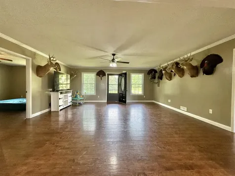10798 Brownsville Road Morgantown KY 42261