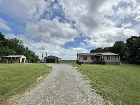 10798 Brownsville Road Morgantown KY 42261