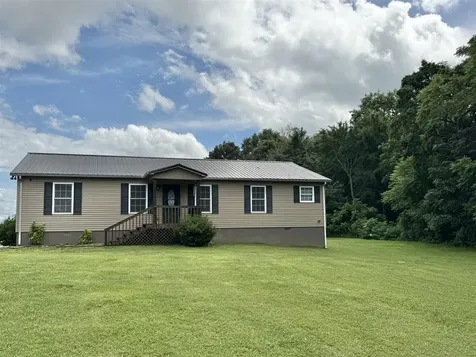 10798 Brownsville Road Morgantown KY 42261