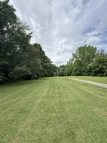 10798 Brownsville Road Morgantown KY 42261