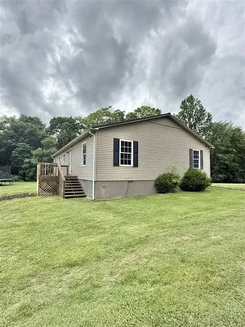 10798 Brownsville Road Morgantown KY 42261