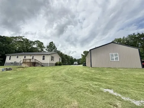 10798 Brownsville Road Morgantown KY 42261