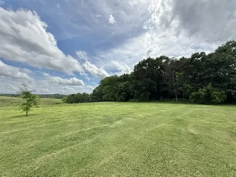 10798 Brownsville Road Morgantown KY 42261