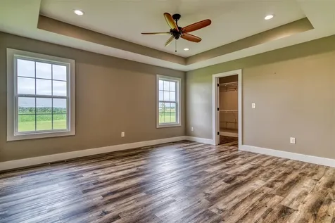 1827 Taylor Barrow Road Auburn KY 42206
