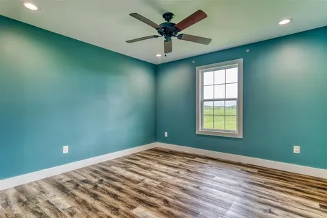 1827 Taylor Barrow Road Auburn KY 42206