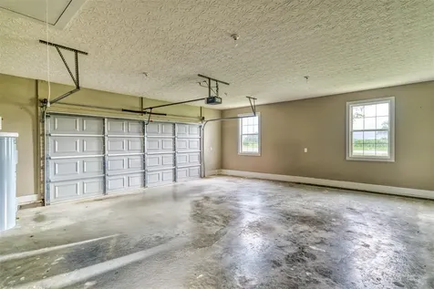 1827 Taylor Barrow Road Auburn KY 42206