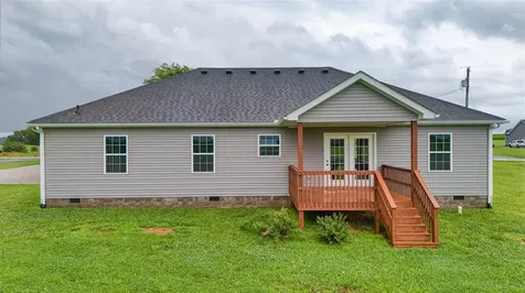 1827 Taylor Barrow Road Auburn KY 42206