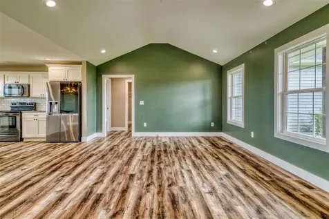 1827 Taylor Barrow Road Auburn KY 42206