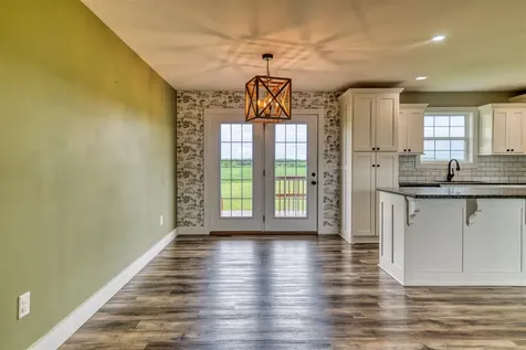 1827 Taylor Barrow Road Auburn KY 42206