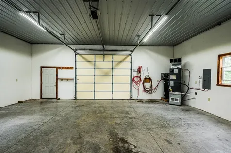 915 Brier Creek Road Mammoth Cave KY 42259
