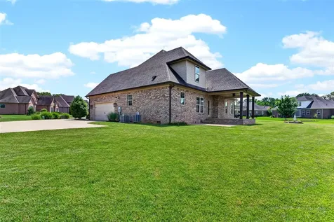 3349 Sunburst Court Bowling Green KY 42101
