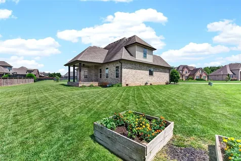 3349 Sunburst Court Bowling Green KY 42101