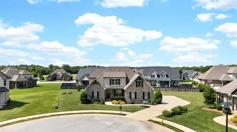 3349 Sunburst Court Bowling Green KY 42101