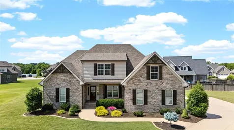 3349 Sunburst Court Bowling Green KY 42101