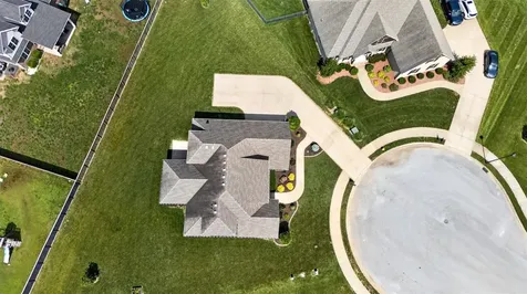 3349 Sunburst Court Bowling Green KY 42101