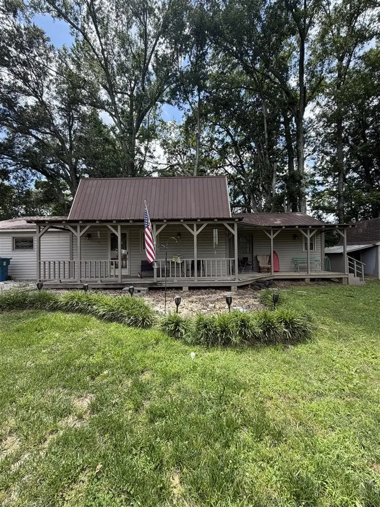 4228 Anna Sandhill Road Bowling Green KY 42101