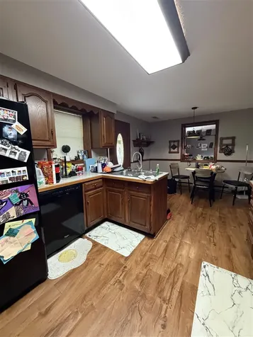 4228 Anna Sandhill Road Bowling Green KY 42101