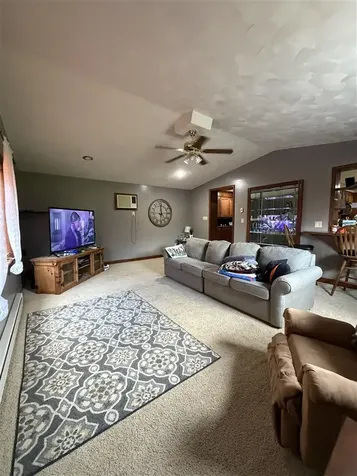 4228 Anna Sandhill Road Bowling Green KY 42101