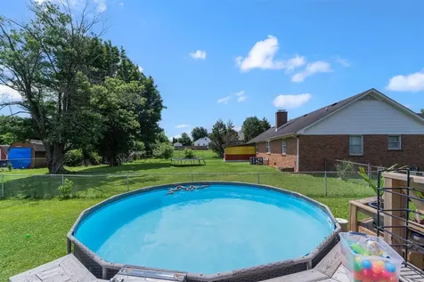 3302 Smallhouse Road Bowling Green KY 42104