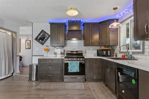 3302 Smallhouse Road Bowling Green KY 42104