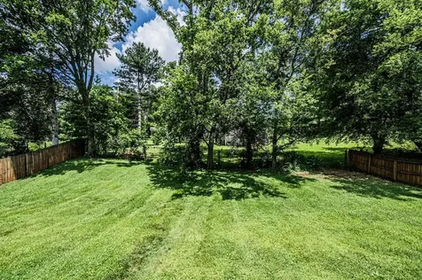 157 Huntsman Circle Bowling Green KY 42103