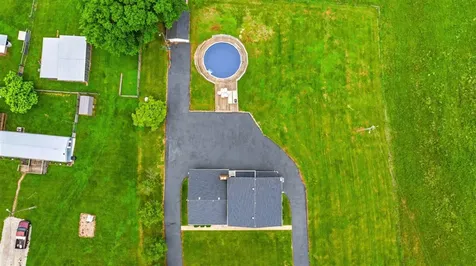 5410 Hundred Acre Pond Road Hardyville KY 42746
