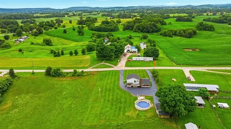 5410 Hundred Acre Pond Road Hardyville KY 42746
