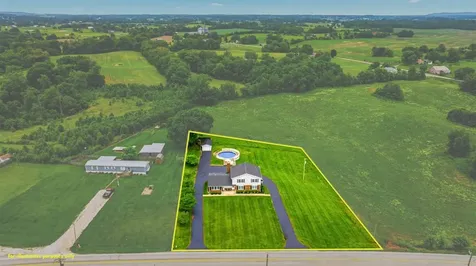 5410 Hundred Acre Pond Road Hardyville KY 42746