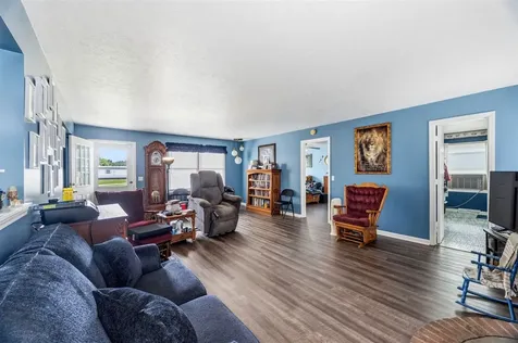 5410 Hundred Acre Pond Road Hardyville KY 42746