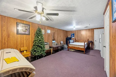5410 Hundred Acre Pond Road Hardyville KY 42746