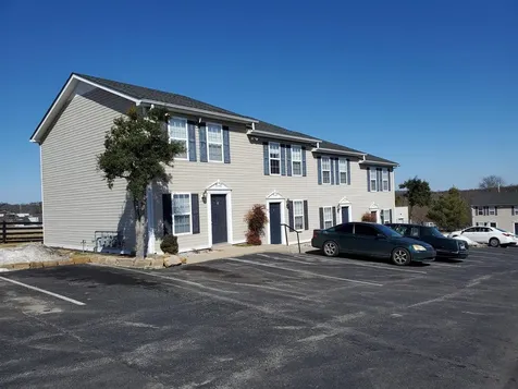 1956-1960 Stonehenge Avenue Bowling Green KY 42101