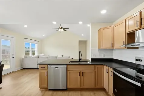 460 Lansing Lane Bowling Green KY 42101