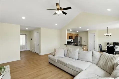 460 Lansing Lane Bowling Green KY 42101