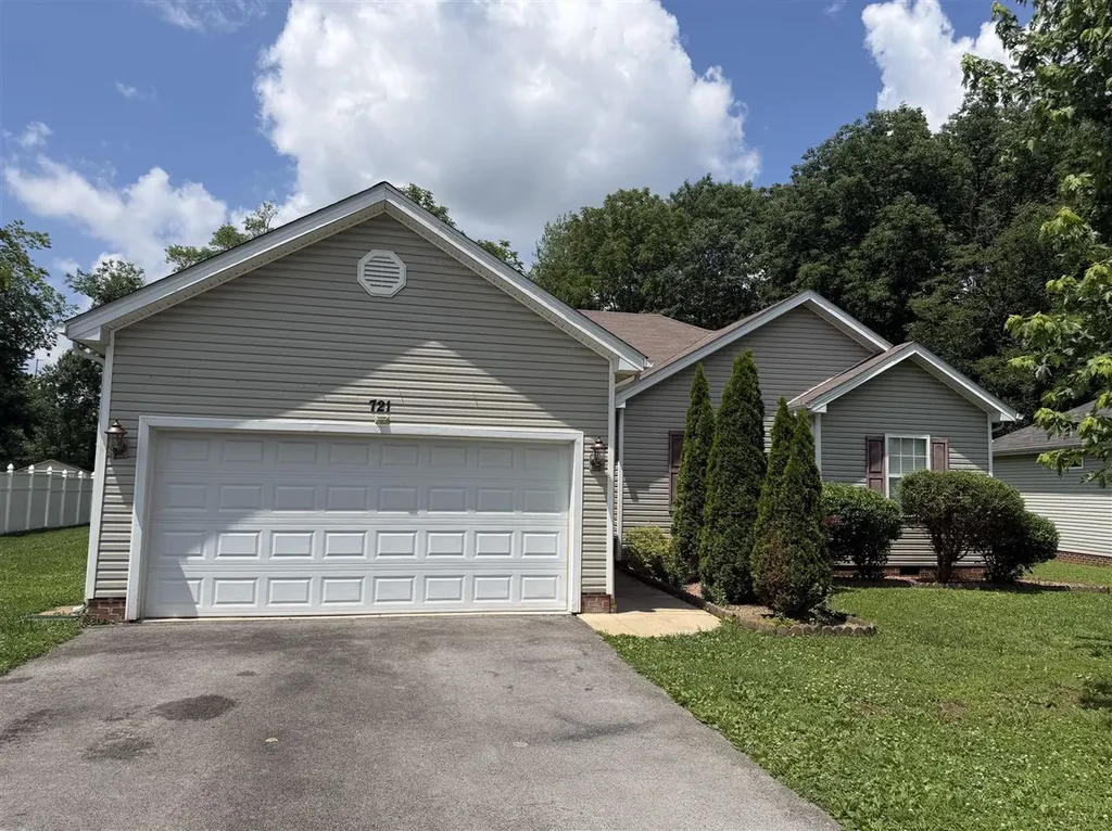721 Sagittarius Avenue Bowling Green KY 42101