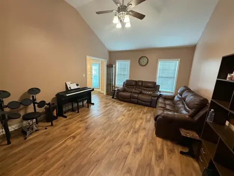 721 Sagittarius Avenue Bowling Green KY 42101