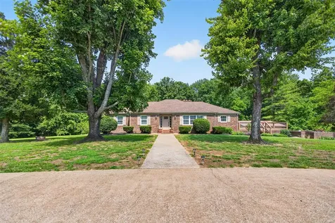 3408 Boiling Springs Road Bowling Green KY 42101
