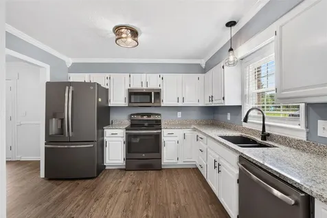 3408 Boiling Springs Road Bowling Green KY 42101