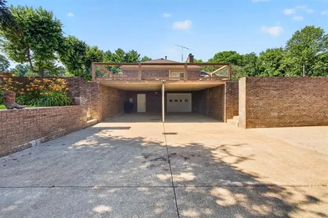 3408 Boiling Springs Road Bowling Green KY 42101