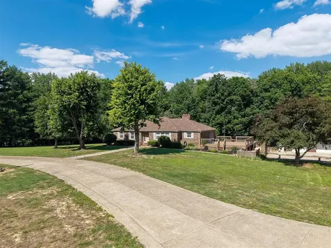 3408 Boiling Springs Road Bowling Green KY 42101