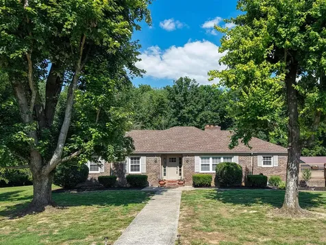 3408 Boiling Springs Road Bowling Green KY 42101