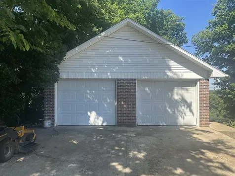 64 Main Street Central City KY 42330