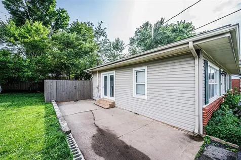 1417 Holmes Avenue Bowling Green KY 42101