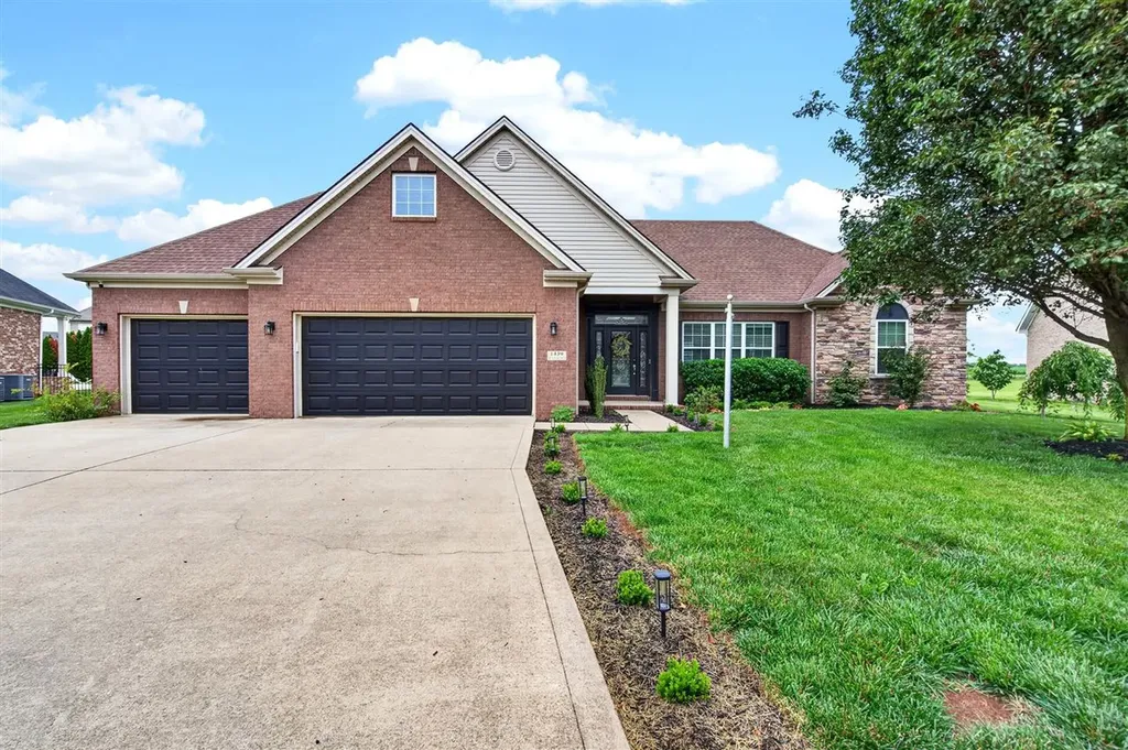 1439 Southern Sky Circle Bowling Green KY 42104