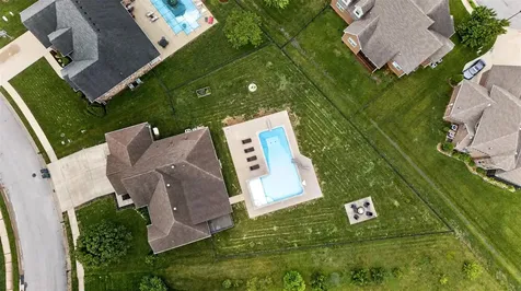 1439 Southern Sky Circle Bowling Green KY 42104