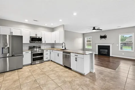 1439 Southern Sky Circle Bowling Green KY 42104