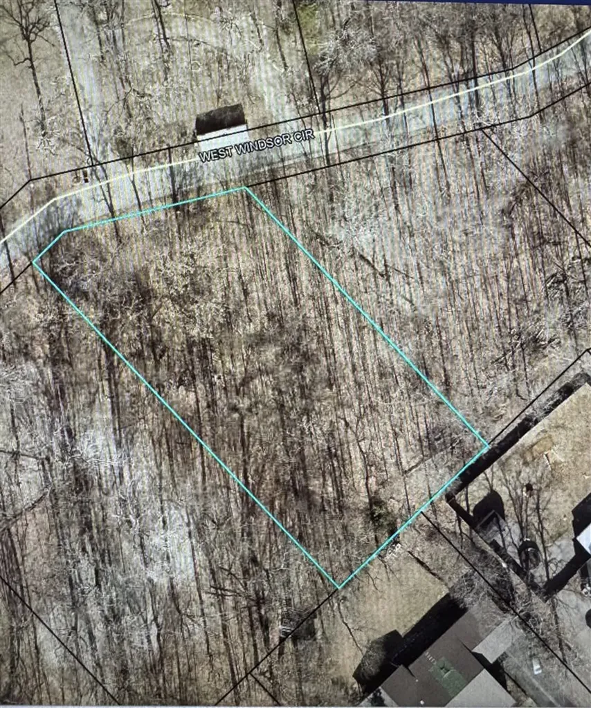 395 W Windsor Circle Bowling Green KY 42101
